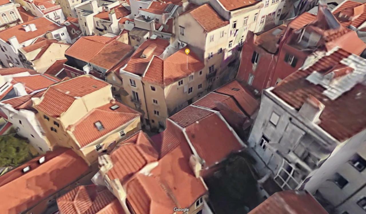 Light Filled Apartment Near Chiado, By Timecooler リスボン エクステリア 写真